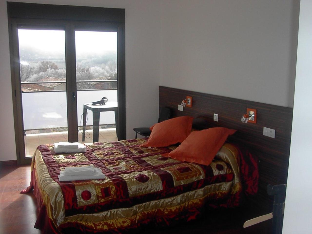 Hostal Escarla Aren Екстер'єр фото