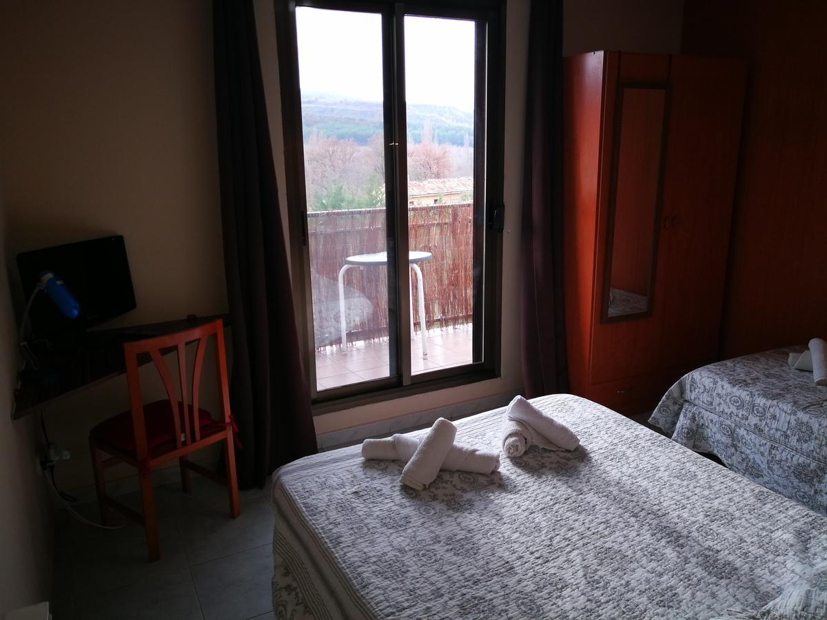 Hostal Escarla Aren Екстер'єр фото