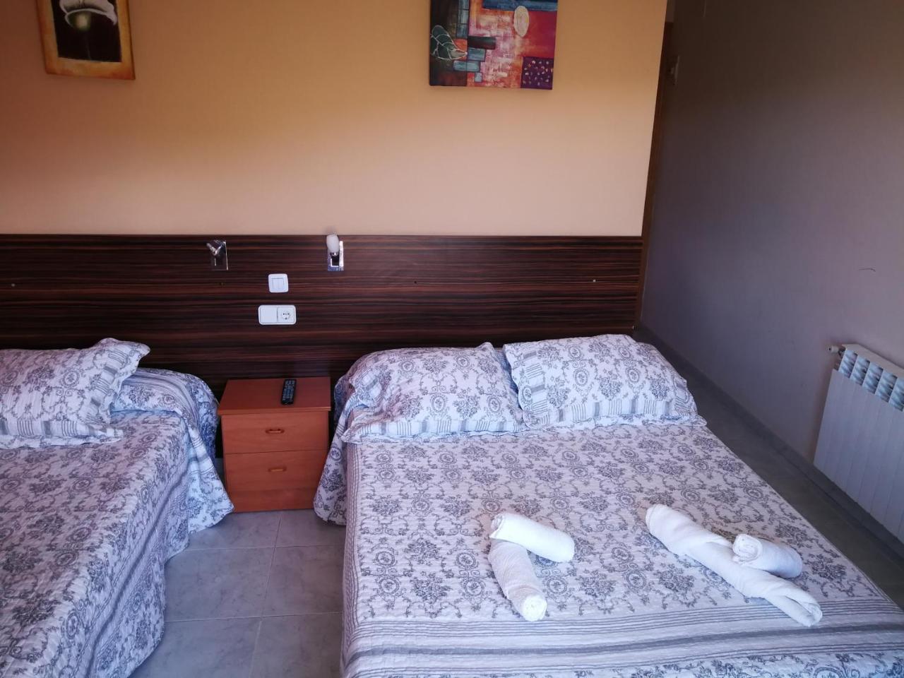 Hostal Escarla Aren Екстер'єр фото